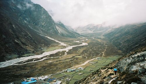 trk-d15-AP08-28-Valley-dir-Duglha-Khumbu-Glacier